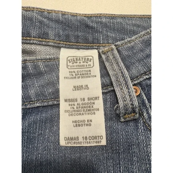 Signature by Levi's Strauss Womens Jeans Mid Rise Bootcut Sz 16 Short - Picture 6 of 8